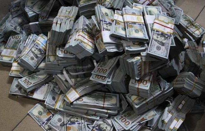 How two travellers with $6.1m, £53,415 cash were arrested at Lagos airport